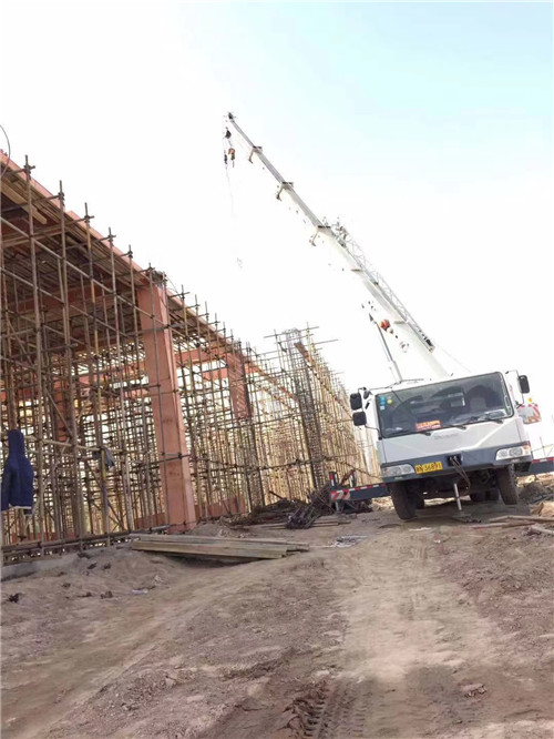 宁江区25 吨、50 吨吊车怎么选？多大重量 / 半径适合对应车型？