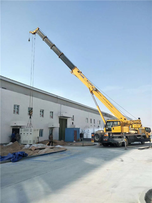 宁江区“超载就喊停”—— 吊车的 “重量保镖” 技术